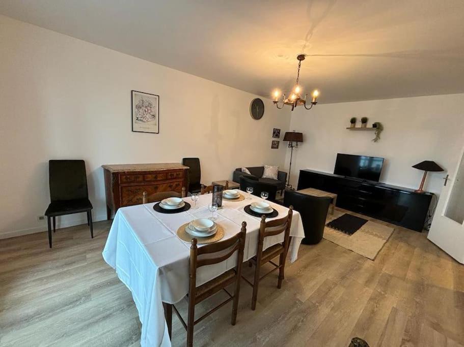 T3 Pied De La Gare + Centre Commercial Tout Inclus Орлеан Экстерьер фото